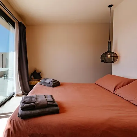Vila Essea Living With Heated Pool Tindaya