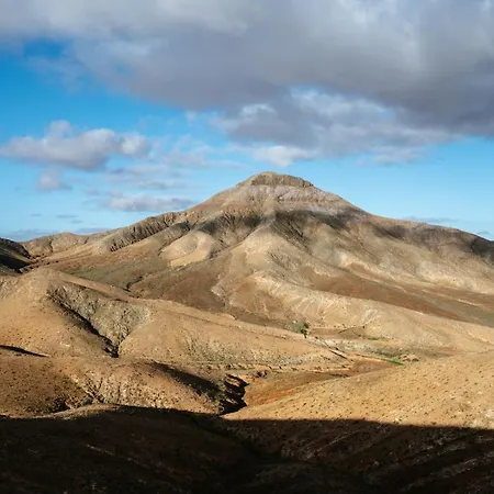 Essea Living With Heated Pool וילה