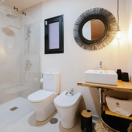 וילה Essea Living With Heated Pool