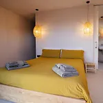 Essea Living With Heated Pool Вилла Тиндайя