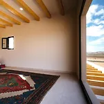 Вилла Essea Living With Heated Pool