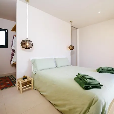 Villa Essea Living With Heated Pool *