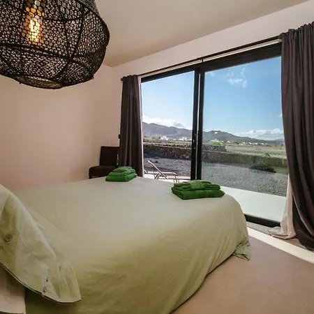 Essea Living With Heated Pool Tindaya