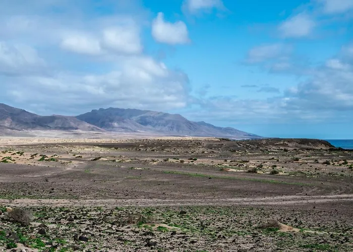 Essea Living With Heated Pool Villa *