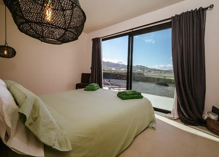 Essea Living With Heated Pool Tindaya